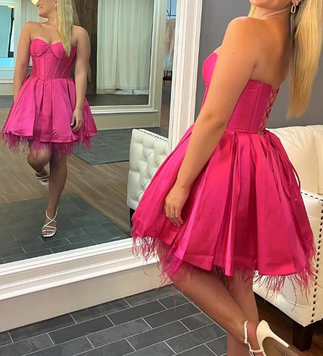 Feathers Sweetheart A-Line Short Homecoming Dress