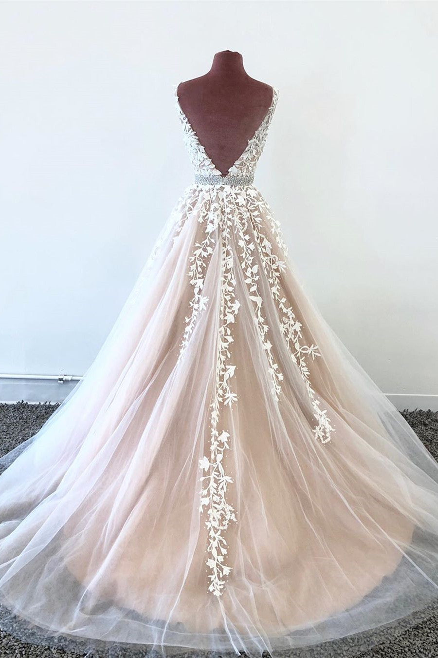 V-neck Open Back Ball Gown Long Prom Dresses with Appliques and Beading PPS064