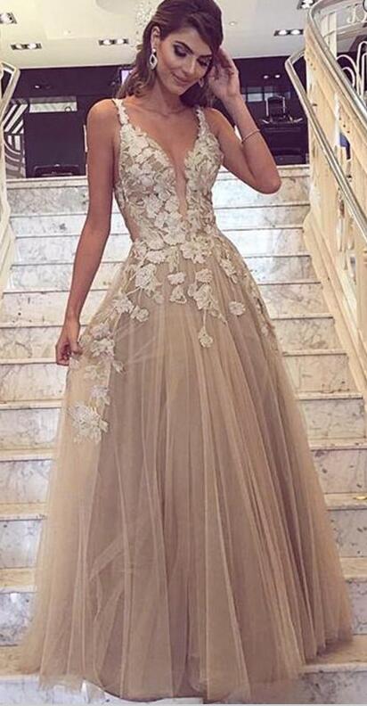 V-neck A-line Tulle Long Prom Dress with Applique Fashion Wedding Party Dress PDP0123