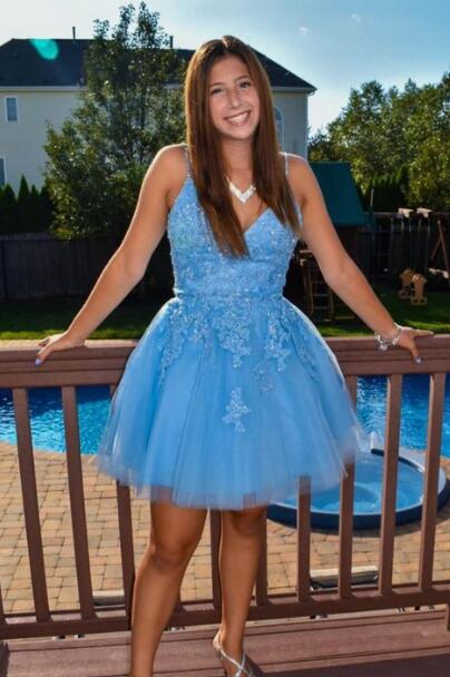 V-neck Tulle Homecoming Dresses with Appliques and Beading,Short Prom Dresses BP485