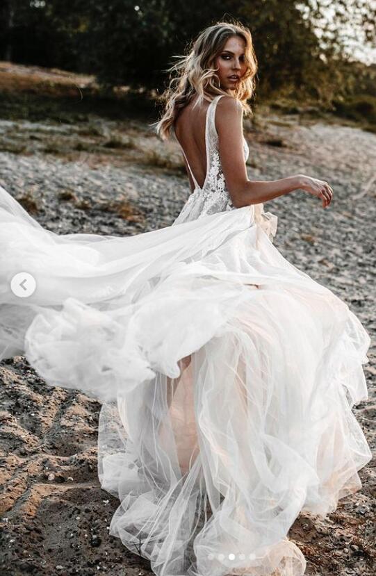 Open Back A-line Sexy Beach Wedding Dress,Custom made Bridal Dress PDW167